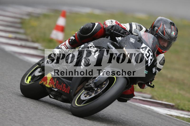 /37 09.08.2026  Pluess Motosport ADR/Freies Fahren/453